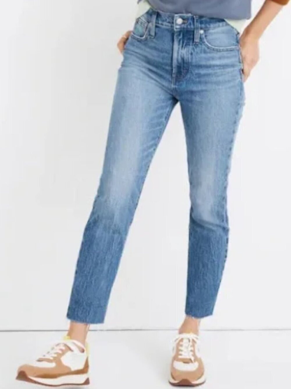 Madewell Women's The Perfect Vintage Jean Size 27 Medium Wash Denim Raw Hem EUC